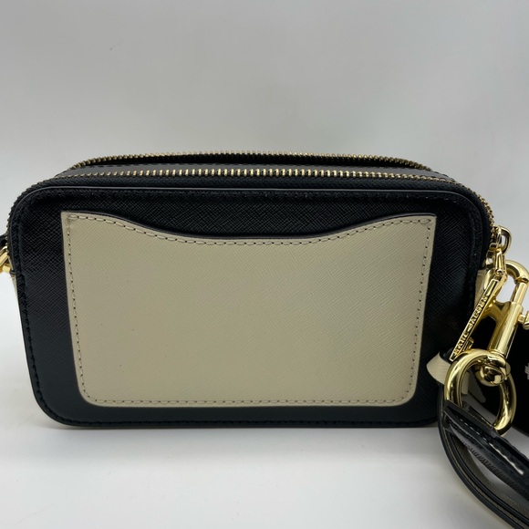 Marc Jacobs Snapshot Crossbody Bag - Picture 5 of 9
